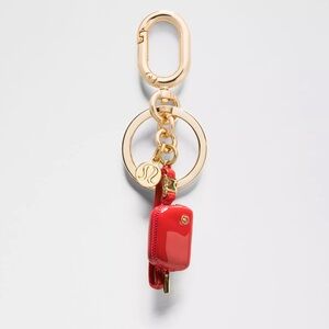Lululemon | everywhere belt bag | keychain